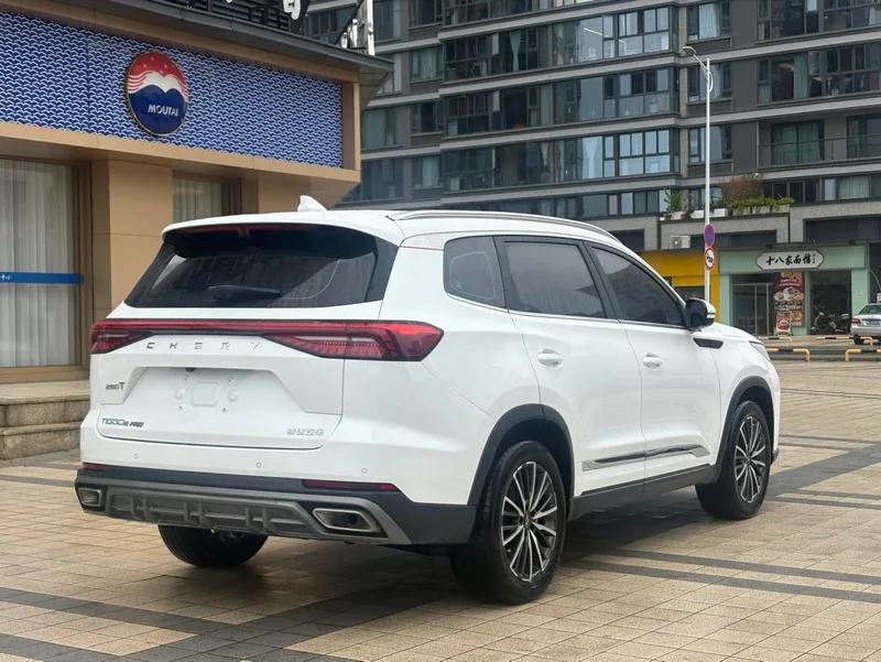 Chery Tiggo 8 Pro 2024 Champion Edition 290T Two-wheel Drive Peak Edition 7 seat interior photo 8 Chery Tiggo 8 Pro 2024 Champion Edition 290T Two-wheel Drive Peak Edition 7 seat interior photo 8