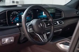 Mercedes-Benz GLS 2022 3.0T Automatic Four-wheel drive 7 seat parallel import interior photo 18 Mercedes-Benz GLS 2022 3.0T Automatic Four-wheel drive 7 seat parallel import interior photo 18