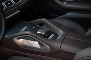 Mercedes-Benz GLS 2022 3.0T Automatic Four-wheel drive 7 seat parallel import interior photo 19 Mercedes-Benz GLS 2022 3.0T Automatic Four-wheel drive 7 seat parallel import interior photo 19