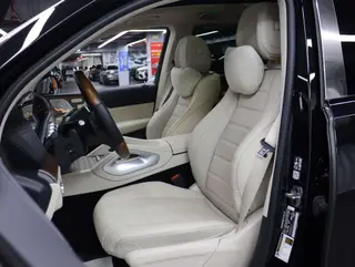 Mercedes-Benz GLS 2023 4.0T Automatic Four-wheel drive 6 seat parallel import exterior photo 8 Mercedes-Benz GLS 2023 4.0T Automatic Four-wheel drive 6 seat parallel import exterior photo 8