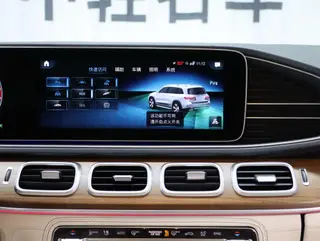 Mercedes-Benz GLS 2023 4.0T Automatic Four-wheel drive 6 seat parallel import interior photo 14 Mercedes-Benz GLS 2023 4.0T Automatic Four-wheel drive 6 seat parallel import interior photo 14