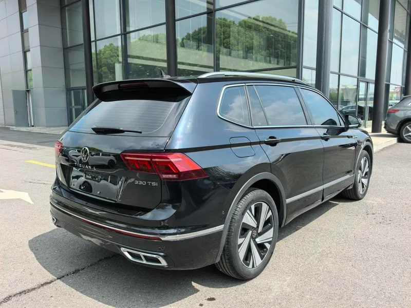 Volkswagen Tiguan L 2023 330TSI Deux roues motrices R-Line Version de plus en plus extérieur photo 6 Volkswagen Tiguan L 2023 330TSI Deux roues motrices R-Line Version de plus en plus extérieur photo 6