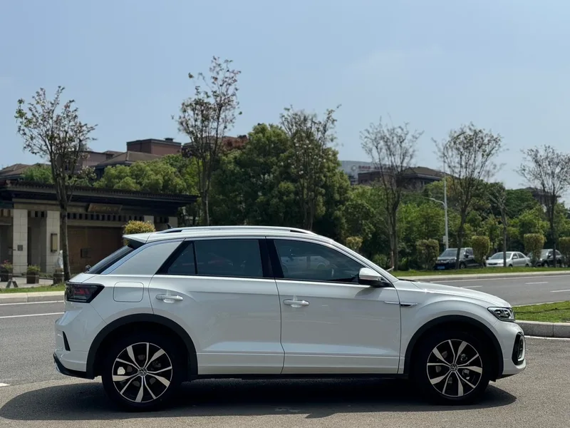 DS Songs 2025 Changé deux 300TSI DSG Version Chenguang extérieur photo 9 DS Songs 2025 Changé deux 300TSI DSG Version Chenguang extérieur photo 9