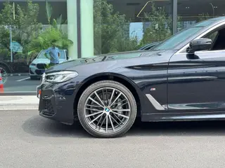 BMW 5 Series 2023 530Li Leading Type M Sports suit exterior photo 3 BMW 5 Series 2023 530Li Leading Type M Sports suit exterior photo 3