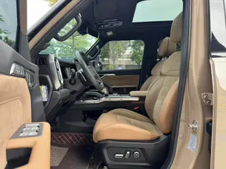 Jetour T2 2023 2.0TD Four-wheel drive Time travel PRO interior photo 11 Jetour T2 2023 2.0TD Four-wheel drive Time travel PRO interior photo 11
