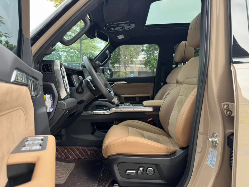 Jetour T2 2023 2.0TD Four-wheel drive Time travel PRO interior photo 11 Jetour T2 2023 2.0TD Four-wheel drive Time travel PRO interior photo 11