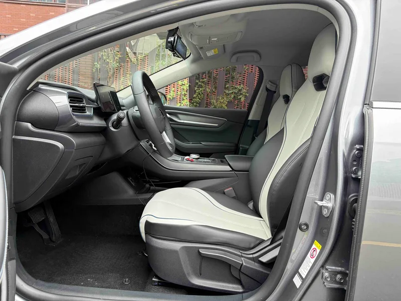 BYD Destroyer 05 2023 DM-i Champion Edition 55KM Luxury type interior photo 11 BYD Destroyer 05 2023 DM-i Champion Edition 55KM Luxury type interior photo 11