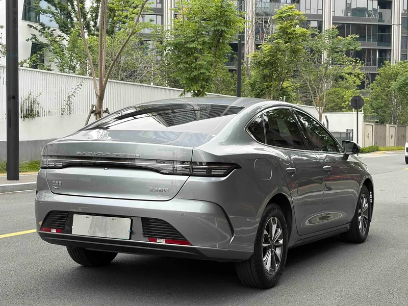 BYD Destroyer 05 2023 DM-i Champion Edition 55KM Luxury type interior photo 14 BYD Destroyer 05 2023 DM-i Champion Edition 55KM Luxury type interior photo 14