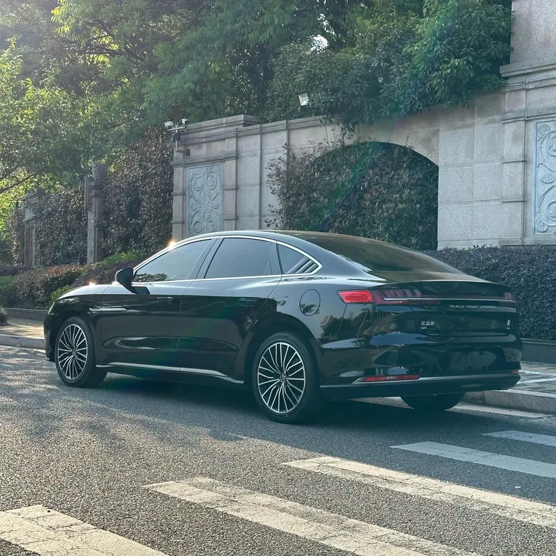 BYD han 2020 DM Four-wheel drive performance version Deluxe exterior photo 4 BYD han 2020 DM Four-wheel drive performance version Deluxe exterior photo 4