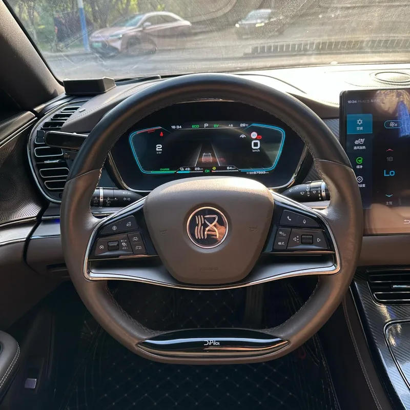 BYD han 2020 DM Four-wheel drive performance version Deluxe interior photo 8 BYD han 2020 DM Four-wheel drive performance version Deluxe interior photo 8