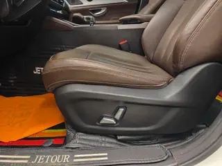 Jetour X90 PLUS 2021 1.6TD DCT Villa interior photo 11 Jetour X90 PLUS 2021 1.6TD DCT Villa interior photo 11