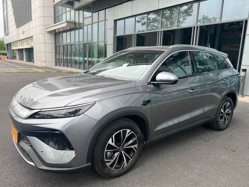 BYD Song Pro 2025 Second generation DM-i 115KM Transcendent exterior photo 1 BYD Song Pro 2025 Second generation DM-i 115KM Transcendent exterior photo 1