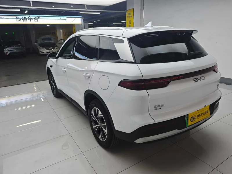 BYD Song Pro 2025 Second generation DM-i 75KM Leading Type exterior photo 4 BYD Song Pro 2025 Second generation DM-i 75KM Leading Type exterior photo 4