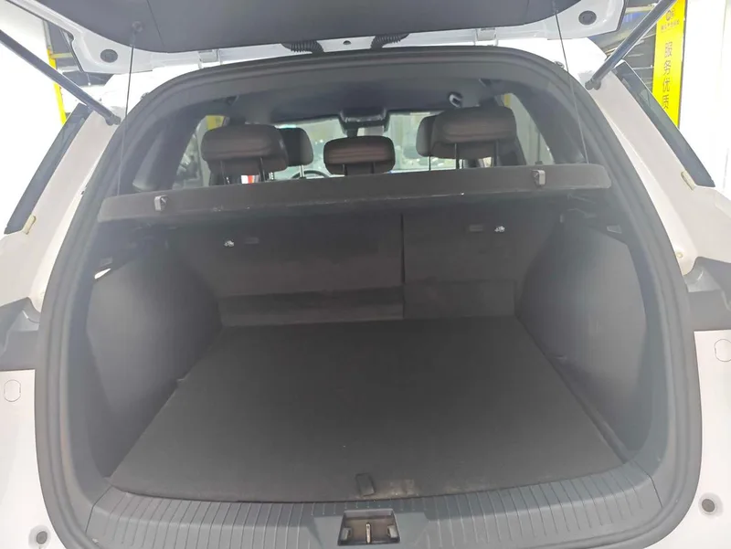BYD Song Pro 2025 Second generation DM-i 75KM Leading Type interior photo 7 BYD Song Pro 2025 Second generation DM-i 75KM Leading Type interior photo 7