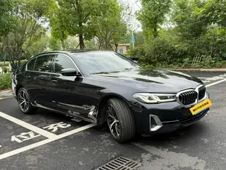 BMW 5 Series 2022 530Li Premium Class M Sports suit exterior photo 2 BMW 5 Series 2022 530Li Premium Class M Sports suit exterior photo 2
