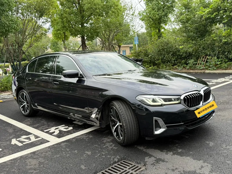 BMW 5 Series 2022 530Li Premium Class M Sports suit exterior photo 2 BMW 5 Series 2022 530Li Premium Class M Sports suit exterior photo 2