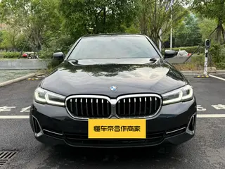 BMW 5 Series 2022 530Li Premium Class M Sports suit exterior photo 3 BMW 5 Series 2022 530Li Premium Class M Sports suit exterior photo 3