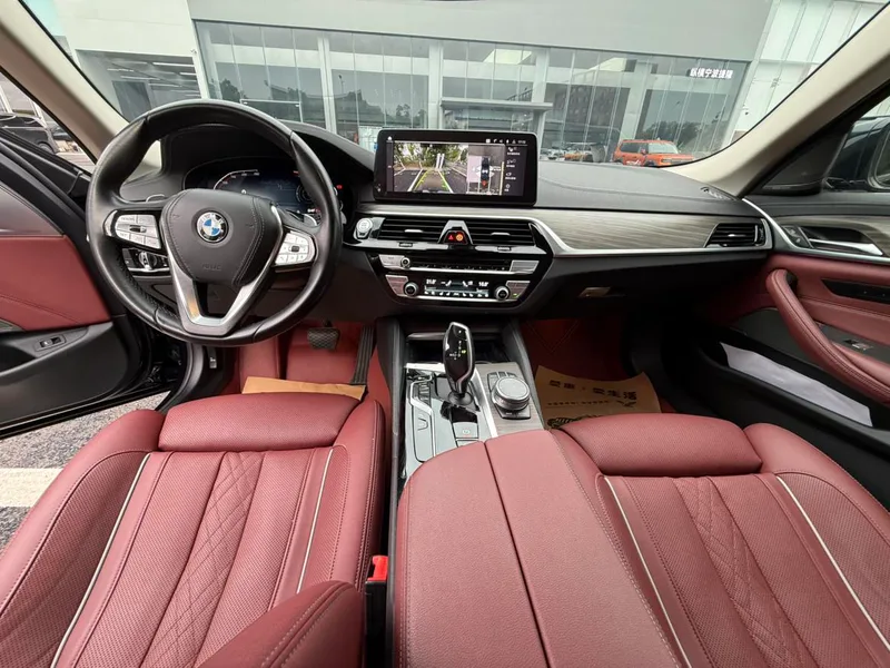 BMW 5 Series 2022 530Li Premium Class M Sports suit exterior photo 9 BMW 5 Series 2022 530Li Premium Class M Sports suit exterior photo 9