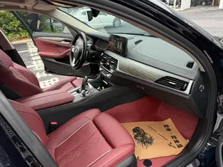 BMW 5 Series 2022 530Li Premium Class M Sports suit interior photo 14 BMW 5 Series 2022 530Li Premium Class M Sports suit interior photo 14