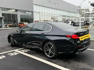 BMW 5 Series 2022 530Li Premium Class M Sports suit interior photo 20 BMW 5 Series 2022 530Li Premium Class M Sports suit interior photo 20