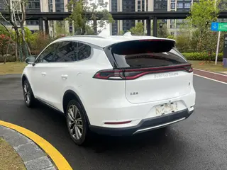 BYD Tang 2018 2.0T Automatic Zhilian Honorable Type 7 seat China V exterior photo 6 BYD Tang 2018 2.0T Automatic Zhilian Honorable Type 7 seat China V exterior photo 6