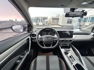 Geely Coolray 2023 1.5T DCT Version platine intérieur photo 19 Geely Coolray 2023 1.5T DCT Version platine intérieur photo 19