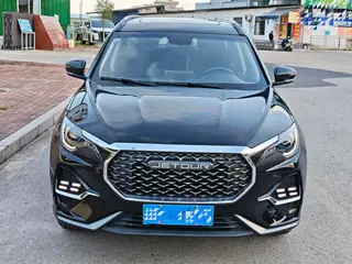 Jetour X70 2023 1.5T DCT Dream Edition 7 seat exterior photo 2 Jetour X70 2023 1.5T DCT Dream Edition 7 seat exterior photo 2
