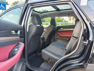 Jetour X70 2023 1.5T DCT Dream Edition 7 seat interior photo 7 Jetour X70 2023 1.5T DCT Dream Edition 7 seat interior photo 7