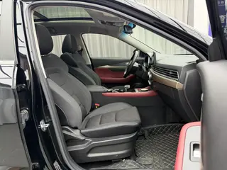 Jetour X70 2023 1.5T DCT Édition de rêve 5 Siège intérieur photo 8 Jetour X70 2023 1.5T DCT Édition de rêve 5 Siège intérieur photo 8