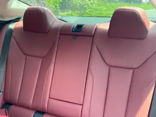 BMW 4 Series 2023 425i M Sports suit interior photo 18 BMW 4 Series 2023 425i M Sports suit interior photo 18