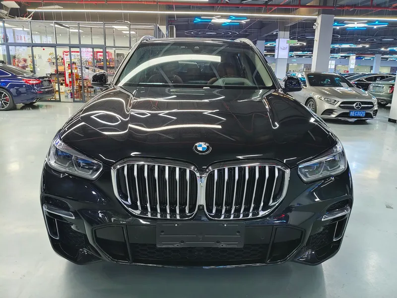BMW X5 2022 xDrive 30Li M Sports suit exterior photo 2 BMW X5 2022 xDrive 30Li M Sports suit exterior photo 2