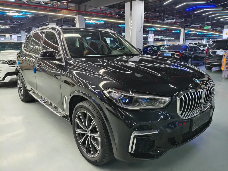 BMW X5 2022 xDrive 30Li M Sports suit exterior photo 3 BMW X5 2022 xDrive 30Li M Sports suit exterior photo 3