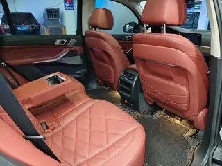BMW X5 2022 xDrive 30Li M Sports suit interior photo 14 BMW X5 2022 xDrive 30Li M Sports suit interior photo 14