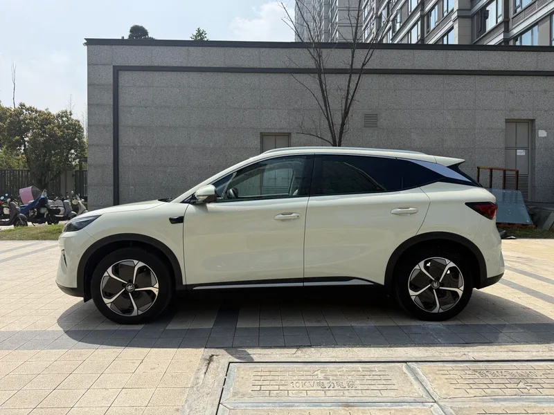 BYD Yuan Plus 2025 Smart Driving Version 510KM Transcendent interior photo 13