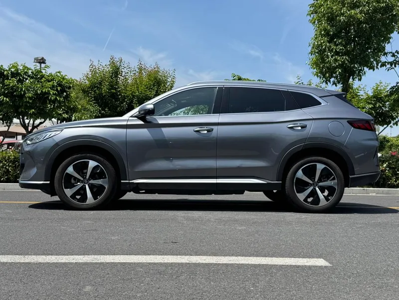 BYD Song PLUS DM 2021 DM-i 110KM Two-drive flagship type exterior photo 7 BYD Song PLUS DM 2021 DM-i 110KM Two-drive flagship type exterior photo 7