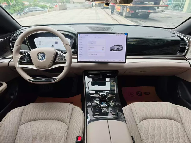 BYD han 2025 DM-i 125KM Premium Trim exterior photo 6 BYD han 2025 DM-i 125KM Premium Trim exterior photo 6