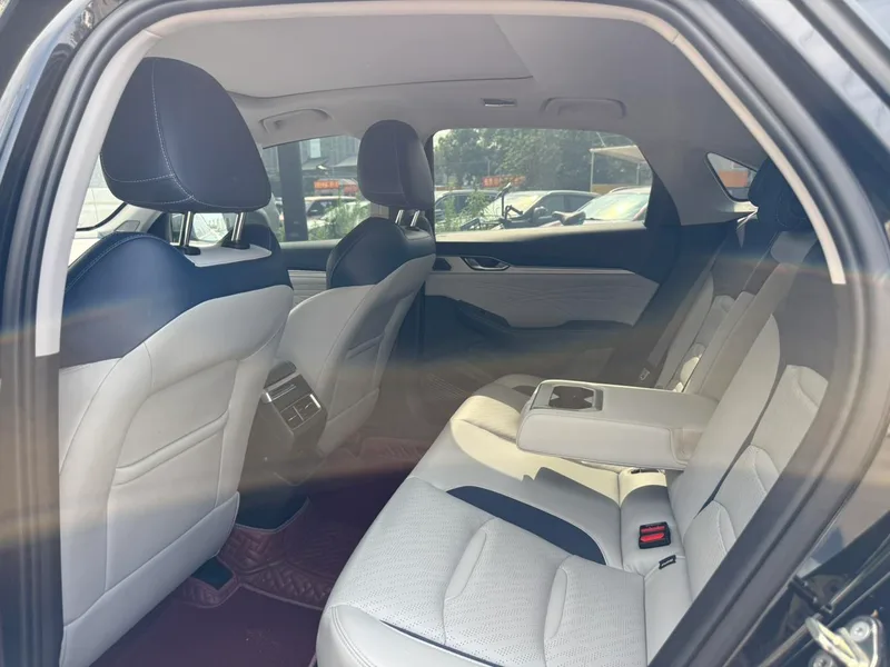 Geely Preface 2021 2.0T Premium Trim exterior photo 5 Geely Preface 2021 2.0T Premium Trim exterior photo 5