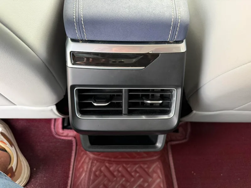 Geely Preface 2021 2.0T Premium Trim interior photo 8 Geely Preface 2021 2.0T Premium Trim interior photo 8