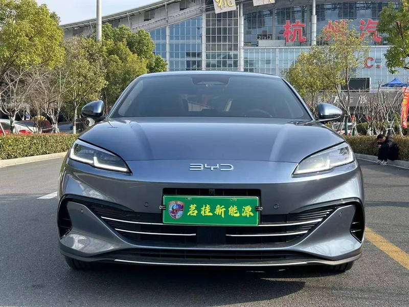 BYD SEAL 06DM 2025 Smart Driving Version DM-i 120KM Premium Class exterior photo 2 BYD SEAL 06DM 2025 Smart Driving Version DM-i 120KM Premium Class exterior photo 2