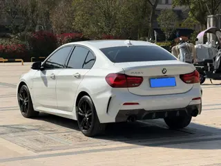 BMW 1 Series 2023 125i M Sports Obsidian Night Edition exterior photo 3 BMW 1 Series 2023 125i M Sports Obsidian Night Edition exterior photo 3