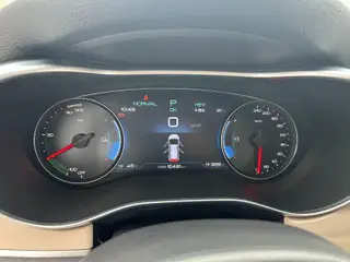 BYD Song MAX DM 2022 DM-i 105KM Executive Edition interior photo 15 BYD Song MAX DM 2022 DM-i 105KM Executive Edition interior photo 15