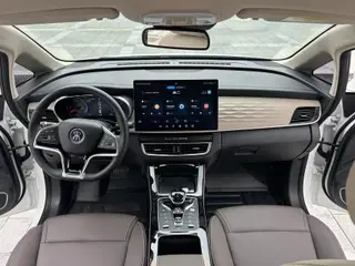 BYD Song MAX DM 2022 DM-i 105KM Executive Edition interior photo 17 BYD Song MAX DM 2022 DM-i 105KM Executive Edition interior photo 17