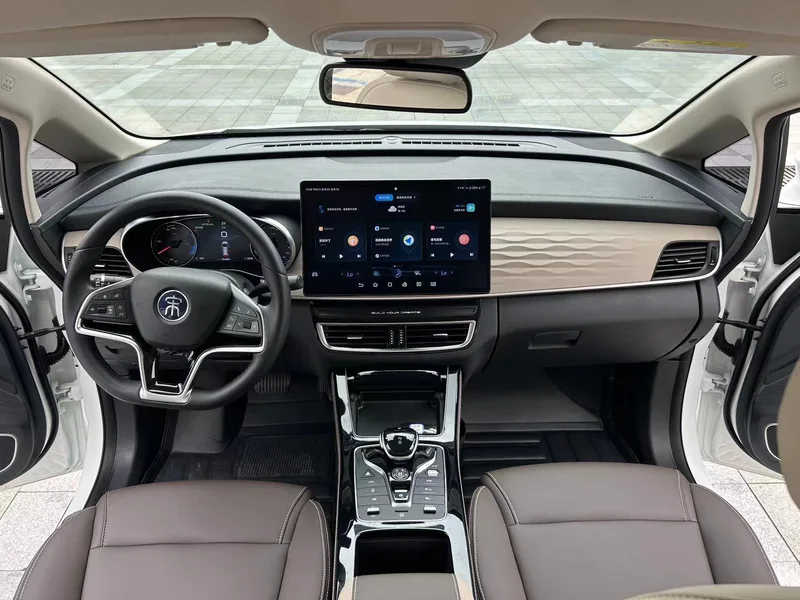 BYD Song MAX DM 2022 DM-i 105KM Executive Edition interior photo 17 BYD Song MAX DM 2022 DM-i 105KM Executive Edition interior photo 17