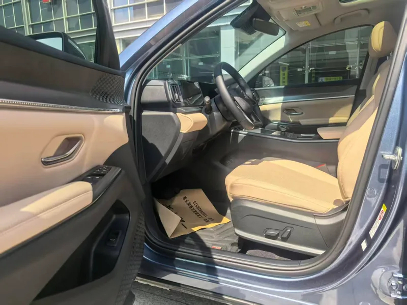 BYD Song Pro 2025 Second generation DM-i 115KM Excellence-type exterior photo 5 BYD Song Pro 2025 Second generation DM-i 115KM Excellence-type exterior photo 5