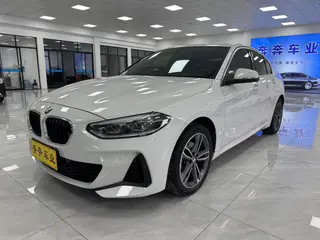 BMW 1 Series 2021 Restyling 120i M Sports Obsidian Night Edition