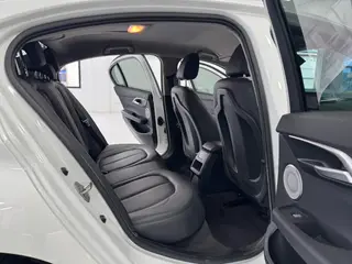 BMW 1 Series 2021 Restyling 120i M Sports Obsidian Night Edition interior photo 12 BMW 1 Series 2021 Restyling 120i M Sports Obsidian Night Edition interior photo 12