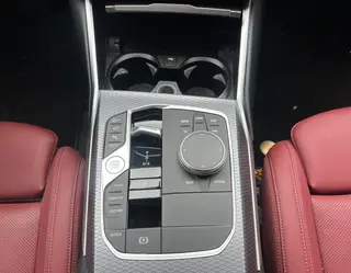 BMW 3 Series 2023 325Li M Sports Night Suit interior photo 9 BMW 3 Series 2023 325Li M Sports Night Suit interior photo 9