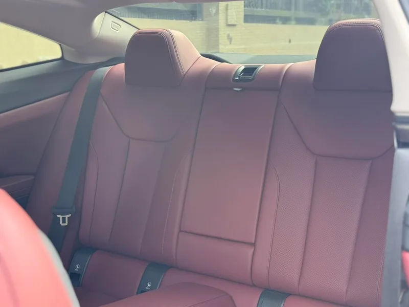 BMW 4 Series 2022 425i M Sports suit interior photo 18 BMW 4 Series 2022 425i M Sports suit interior photo 18
