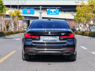 BMW 5 Series 2022 Restyling 540i Fashion Edition M Sports suit exterior photo 5 BMW 5 Series 2022 Restyling 540i Fashion Edition M Sports suit exterior photo 5