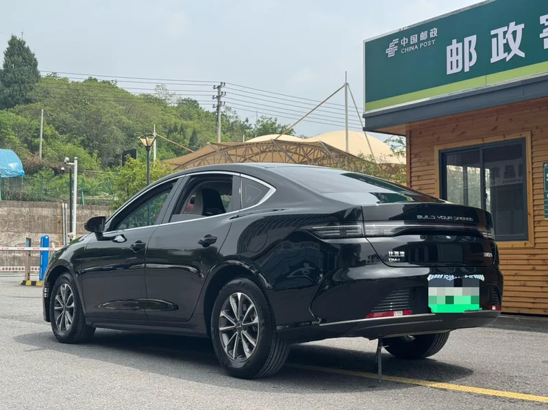 BYD Destroyer 05 2023 DM-i Champion Edition 55KM Luxury type exterior photo 5 BYD Destroyer 05 2023 DM-i Champion Edition 55KM Luxury type exterior photo 5